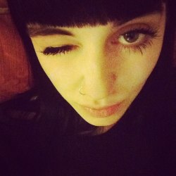 pixie-snowdon:  hannah snowdon…eyelashes !!