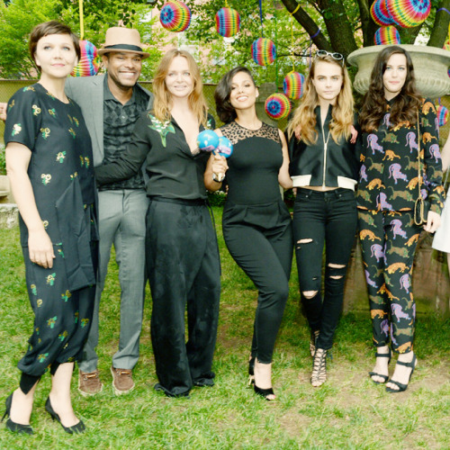aliciakeysonline: Stella McCartney Spring 2016 Resort Presentation in NYC photos: www.al