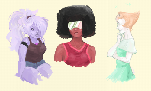 rigisart:  summerbabes! I just really wanted to make them in their cute summer outfits! a shame i’m wasn’t patient enough to make more. 