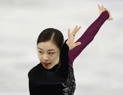 Queen Yuna. So regal and beautiful. She epitomizes the most elegant figure skating. We’re not 