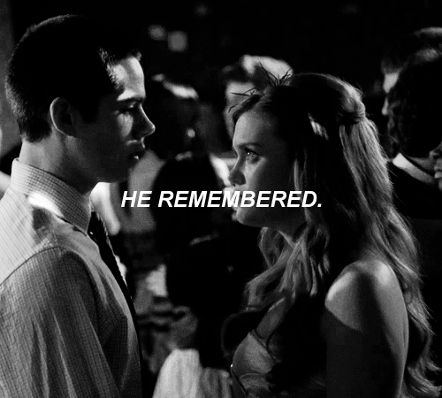 timotheschalamet-deactivated201: “He still likes her… doesn’t he?” “Y