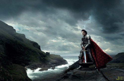 nouvellem:  II/II Two years ago world-renowned photographer Annie Leibovitz published the latest in 