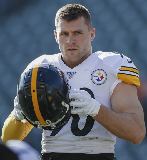  T. J. Watt 