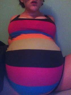 Pregandmad: Joshuabreeder6:   Readytogrowandglow: Growing To Her Huge Pregnant Belly