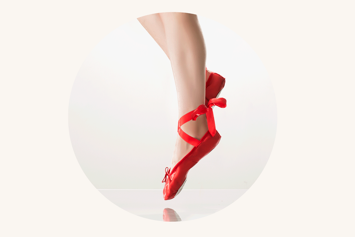 crfashionbook:  Après Ballet Mary Helen Bowers introduces a ballet shoe that’s