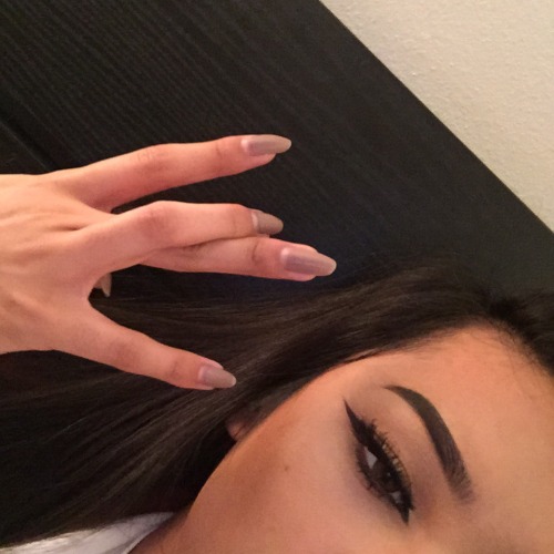 puredrvgs:  p0sitive-visions:  666hottie:  🌴🎀🔮💦  ☁️🌴  💞