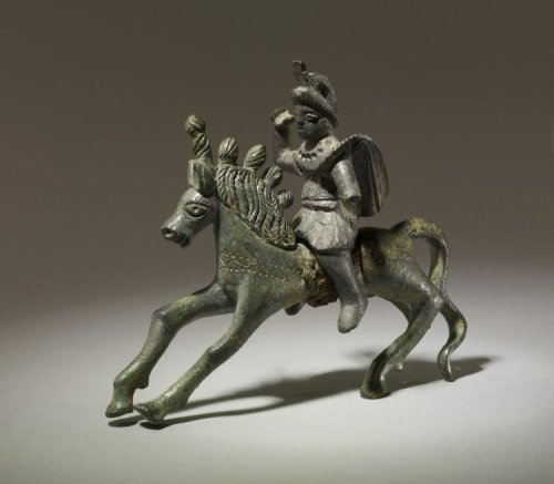 records-of-fortune: Romano-British. c.200-300 AD Figurine of a horse-and-rider. The rider’s ri