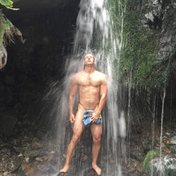 amazingmalenudity: Max Emerson