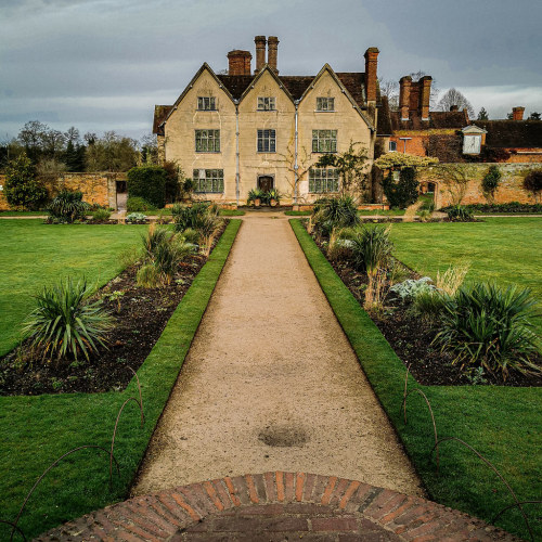 Sex wanderthewood:  Packwood House, Warwickshire, pictures