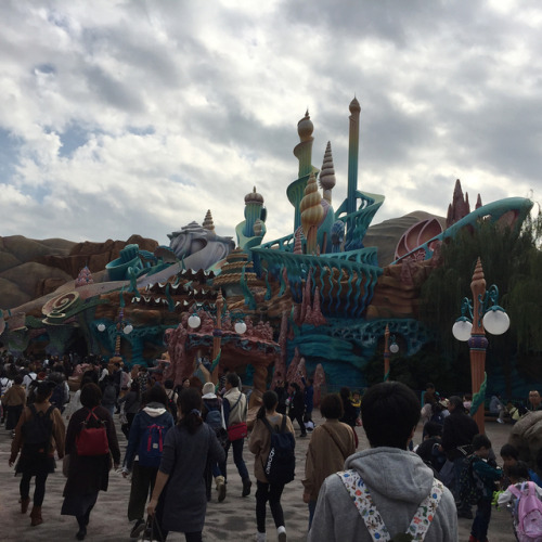 Disney Sea is so extra and I love it.  (at 東京ディズニーシー / Tokyo Disney Sea)