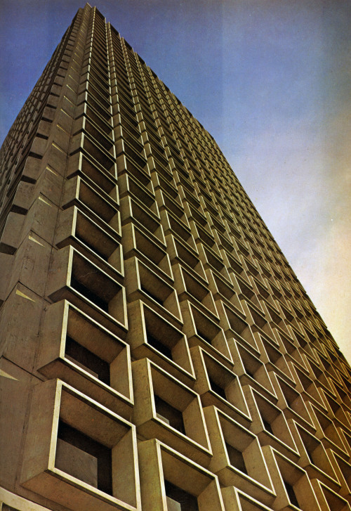 fuckyeahbrutalism: Franklin Delano Roosevelt Postal Station, New York, 1960s (Office of Max O. Urbah