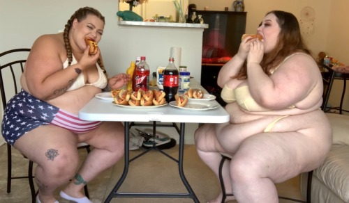 XXX mamahorker:Double Stuffed - Hot Dog Eating photo