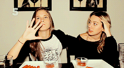 lilymaylovelesss:  “Hey guys. I’m Shannon and this is my beautiful girlfriend, Cammie.” (x)    
