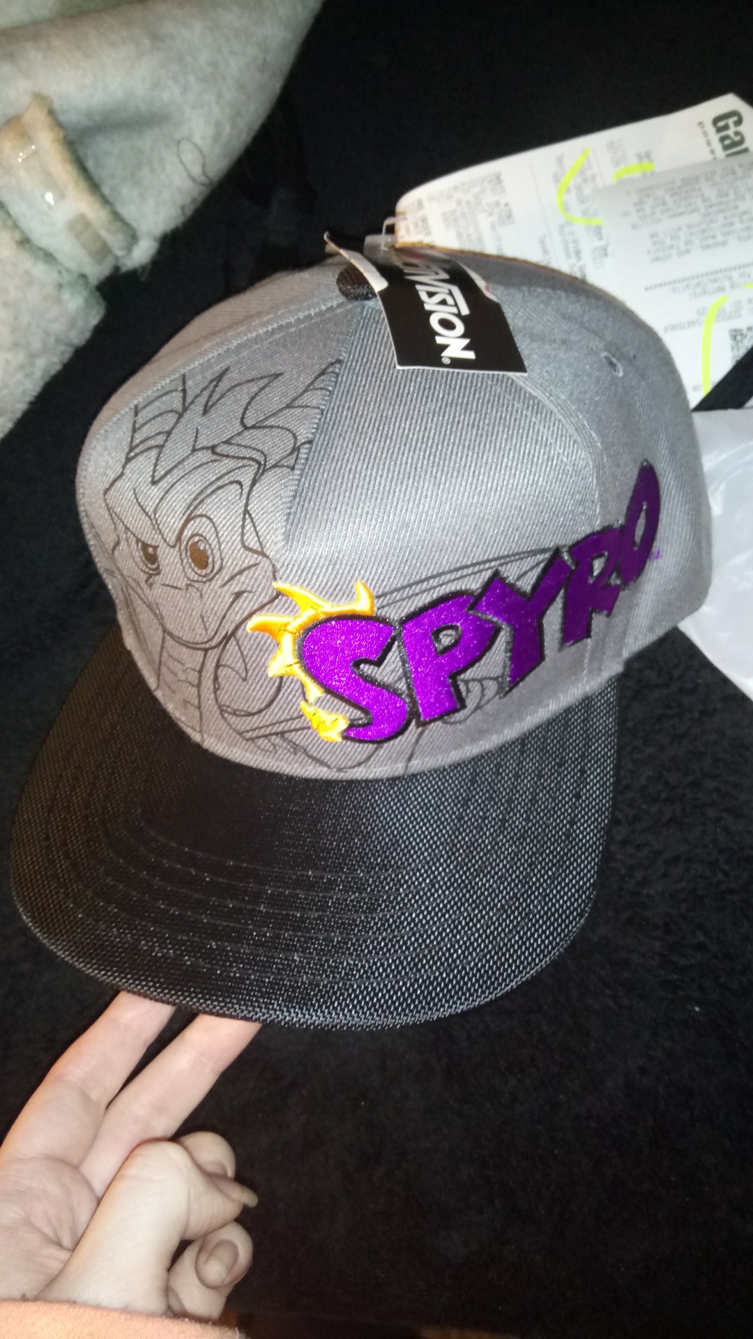 Sporvogn detail Egypten My brother got me this cool Spyro hat from...