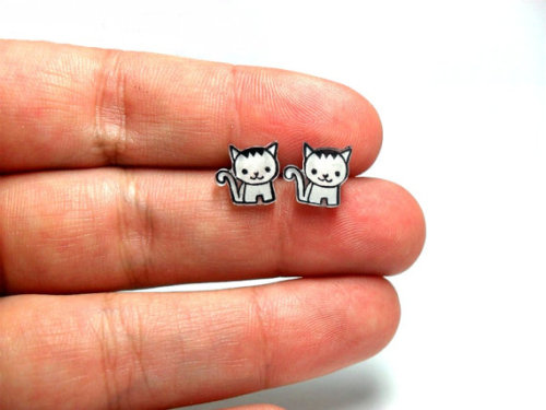kitten earrings - $10.50 buy them here!