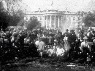blondebrainpower:1920′s Easter Egg Hunt At The White House