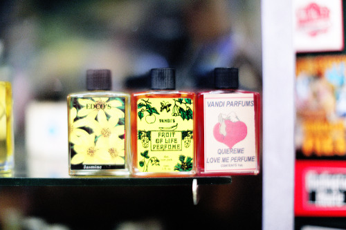 “Fruit of Life Perfume”. 