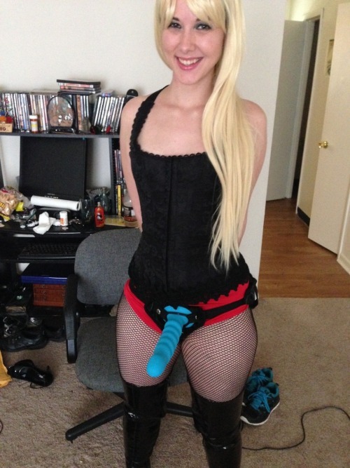 dildoslaves:  More orgasm pics 