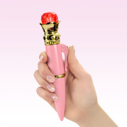 Sailormooncollectibles:  New Sailor Moon Luna Pen! Details: Http://Www.sailormooncollectibles.com/2014/03/23/New-Sailor-Moon-Luna-Pen-Disguise-Pen-Toy/