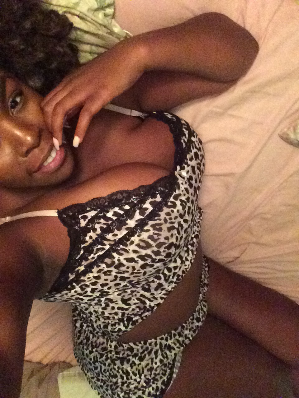 fairyysquaadmother:  Laying in bed rn looking like somebody’s trophy wife 🏆🏆🏆