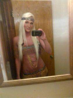 whatwhiteswillneverknow:  sarahroseyposey:  whatwhiteswillneverknow:  actuallynotrussian:  whatwhiteswillneverknow:   What you think about Halloween costumes as such? She’s a native american.   &ldquo;She’s a native american&rdquo;?  If she’s
