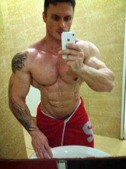 muscle-nerd:  Dragos Popescu