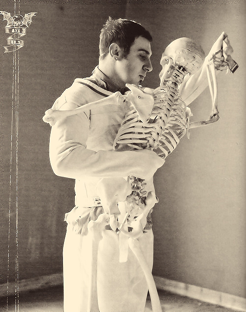 obsessedwithskulls:  Zacky Vengeance.