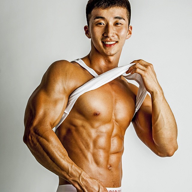 Viva!Asian hunks!