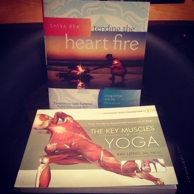 New favorite books “tending the heart fire” by Shiva Rae & The Key Muscles of Yoga by Ray Long…working at Sonic Yoga today learning more everyday,
I’m intrigued to learn more about the anatomy of our bodies the illustrations in this book are...