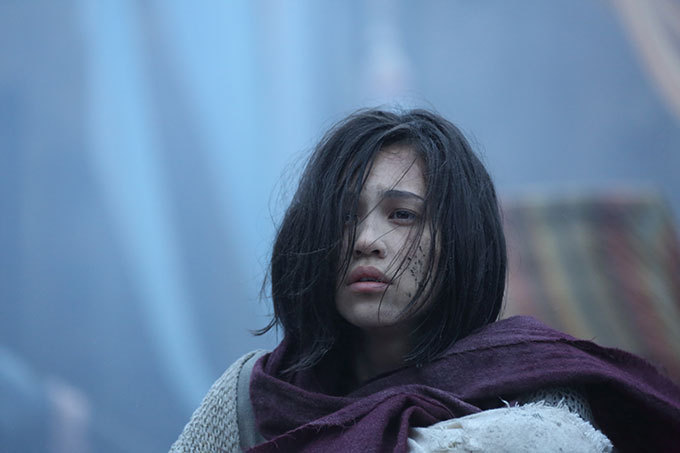 New screenshots from the Shingeki no Kyojin live action films!Part 1 / Part 2