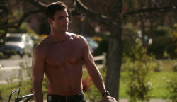 celebrityscenes:    Colin Egglesfield  in The Client List