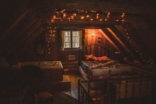 ● Cozy attic ●