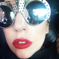 ladyxgaga:  @ladygaga: Selfie in a selfie