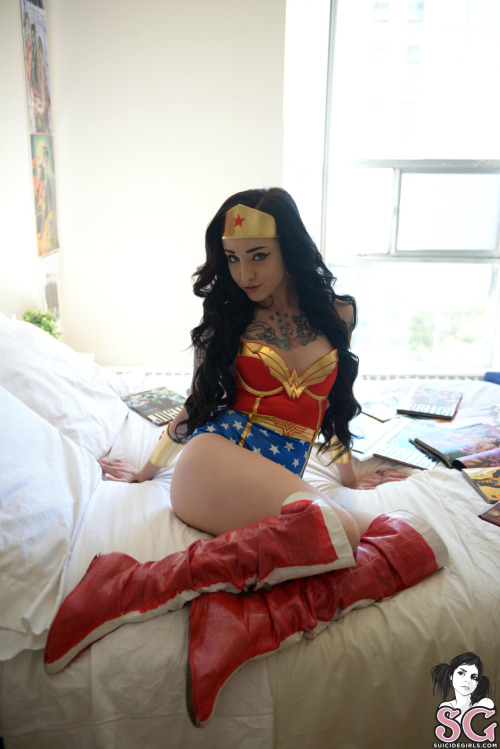 cosplay-and-costumes:  Lovesick SuicideSource: adult photos