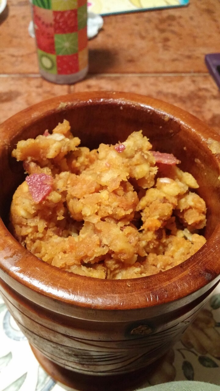 microwavable-irony:  Made some mofongo with bacon bits.  