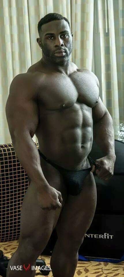 seeker310:  Kings!!  Bro got   GREAT muscles!! handsome Bro!!