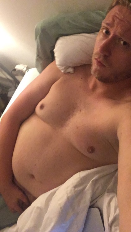 thefatzone:  gaymergrad86:  Today was awful, and I’m kind of having an emotional breakdown… but I took some selfies to feel better.   this cutie pie