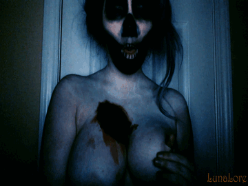 misslunalore:  Agony Remains    Even in death, the agony of pleasure, the agony of