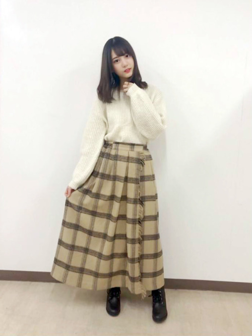 MECHAKARI×日向坂46 on Instagram 2019.02.25 18:12(+トリミング・補正など)