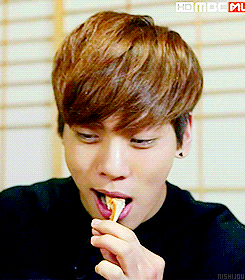 iambabysoo:  blacknoonajade:  ladytiadalma:  blacknoonajade:  francisarchibald: 