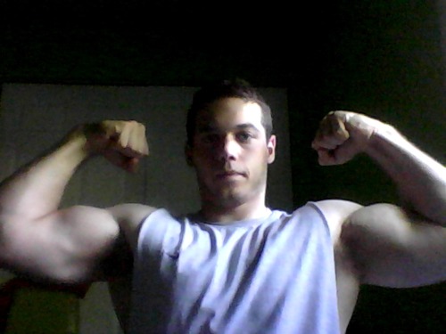 victran: trainandgain: I was pretty happy with my arms today.  beast bruh, bear mode activa