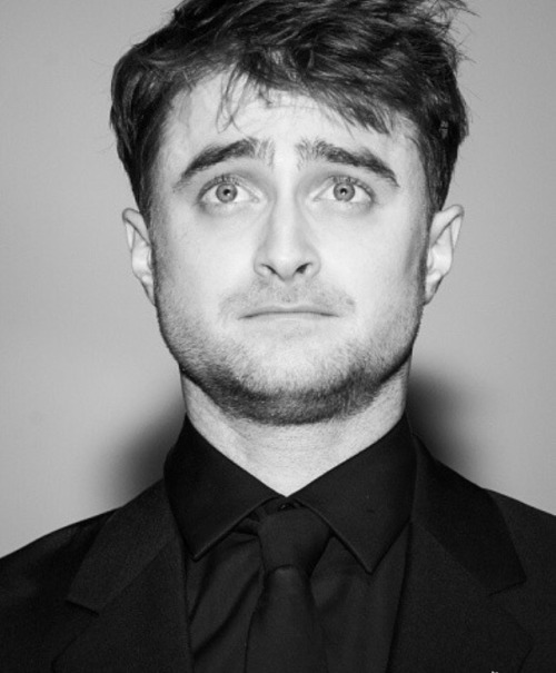 #DanielRadcliffe reacts on stage after receiving the &ldquo;Hollywood Rising Star Award&rdqu