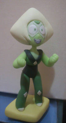 bupiti:  Little Peridot for a little art