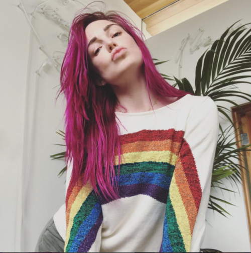 caitymlotzdaily:@caitylotz: “Feeling the rainbowsthis Marc Jacobs sweater is perfect for #pridemonth