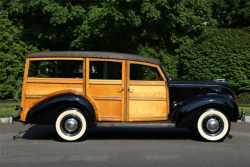 psychoactivelectricity:   1938 FORD WOODY