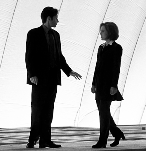 samanthamulder: How many times have we been here before, Scully? Right here. So close to the truth- 