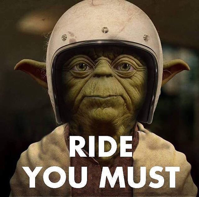 Who’s riding to see the new Star Wars tonight?. pic found on: @straightedgecustoms
#rideeverywhere #chopperwars #starwars #nerdshit #choppershit #goodtimes #jedi #yoda