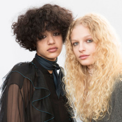 telojuropordior:  damaris and frederike @