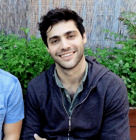 raphaelbane:  matthew daddario smiling 