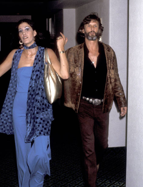 twixnmix: Rita Coolidge and Kris Kristofferson arriving at the New York Hilton Hotel in New York Cit